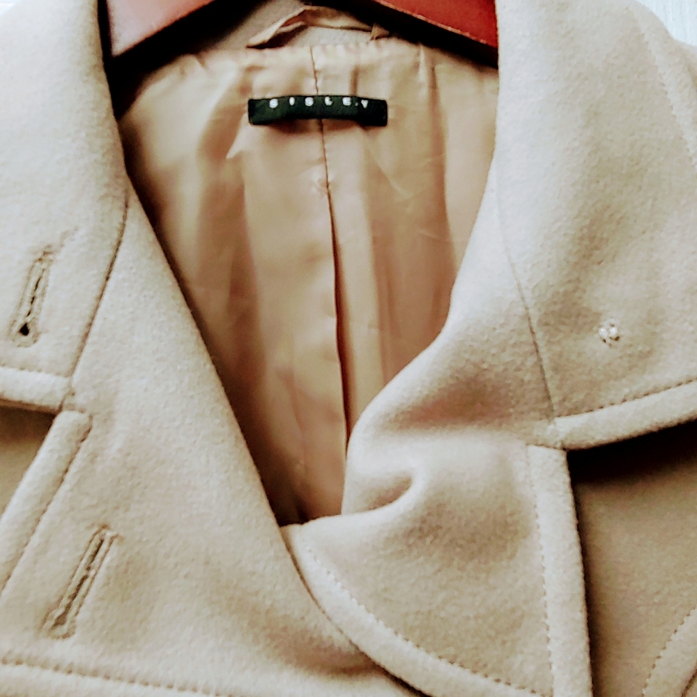 Wool Coats - Picture 4 of 5